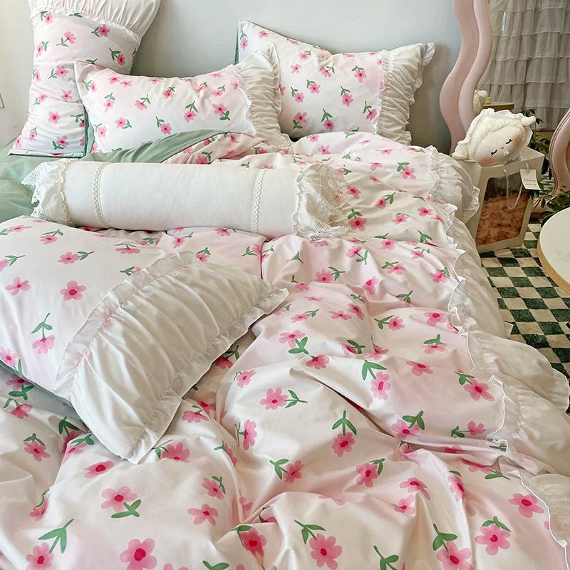 Romantic Flower Lace Bedding Set with Ruffles for Girls and Women Sets Full Bed Sheets Quilt Comforter Duvet Complete King Size