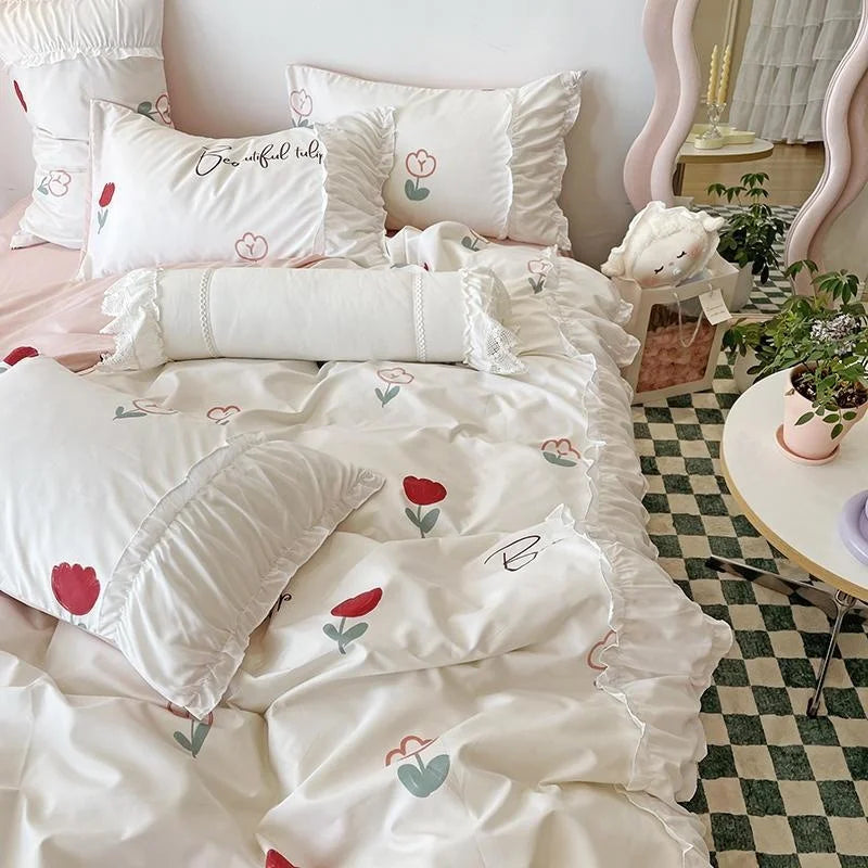 Romantic Flower Lace Bedding Set with Ruffles for Girls and Women Sets Full Bed Sheets Quilt Comforter Duvet Complete King Size